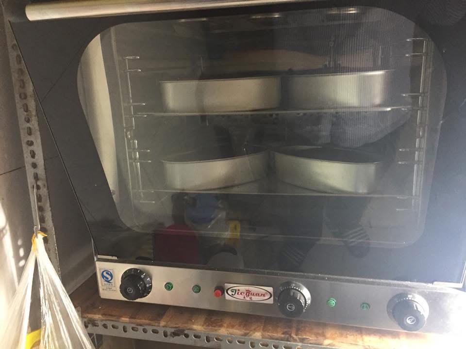 Lò nướng bị hư